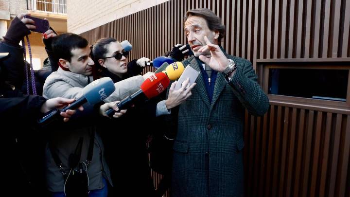 El jefe de gabinete de Carlos Mazón fue a "un tema de partido" el día de la dana