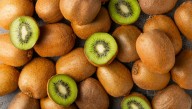 Exótico y protector: el kiwi aumenta la vitamina C en la piel