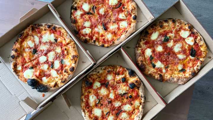 Pizza chain backed by star athletes files for bankruptcy, continues to close stores