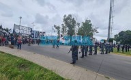 Manifestantes ya cortan la Autopista en La Plata y el tránsito es un caos