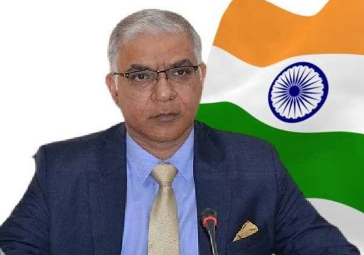 Indian envoy discusses reconstruction needs with Sri Lanka’s Housing Minister after Cyclone Ditwah