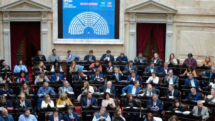 El Gobierno y la CGT se preparan para discutir en la Justicia la legalidad de la futura reforma laboral