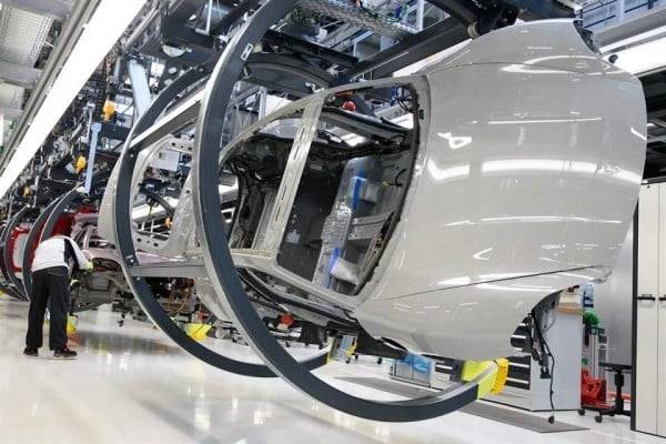 Cae producción de vehículos 8.36% y baja exportación 3.45%