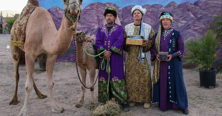 Live animals and angelic scenes return for annual Drive Through Nativity in Desert Hills