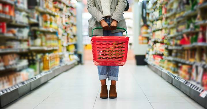 Woman spends £3.8k on 'healthy' groceries each week and people have same question