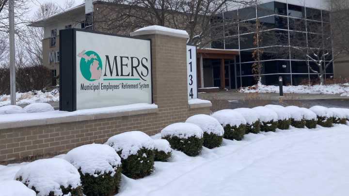 Municipal fund manager cites another $55M in losses in federal suit