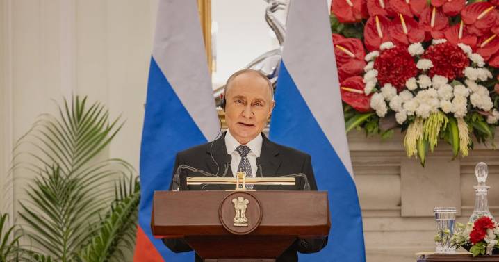 Vladimir Putin takes aim at UK as he claims he 'hardly understands' why its 'great'