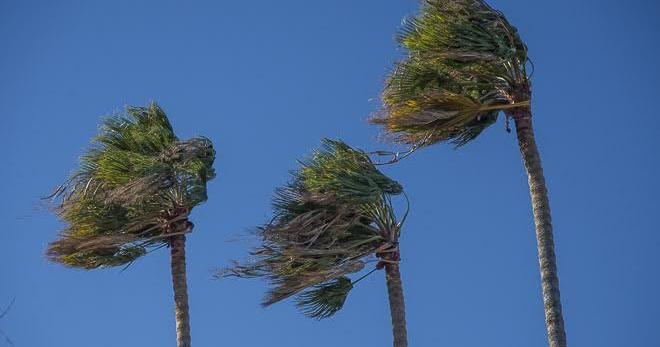Moderate Santa Ana wind events bring gusty conditions to parts of Southland