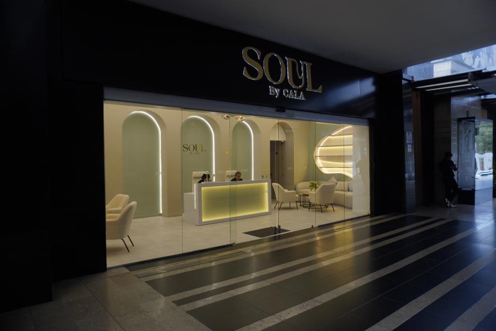 ¿Regalarte una cirugía plástica en Navidad? Las tendencias para recibir el 2026 con tu mejor v...