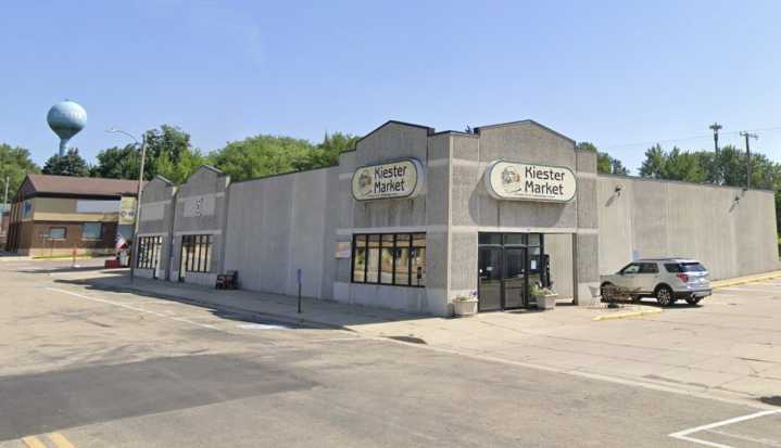 'A sad time for the town': Rural grocery store in southern Minnesota to close