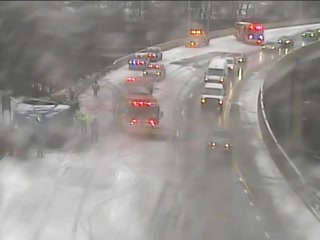 Tractor-trailer overturns on I-84 in West Hartford: VIDEO