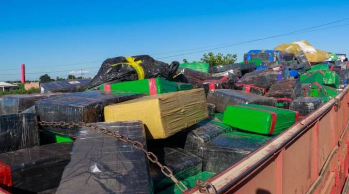 Pasaron 11 comisarías sin ser vistos: el escándalo detrás del convoy narco de las 88 toneladas