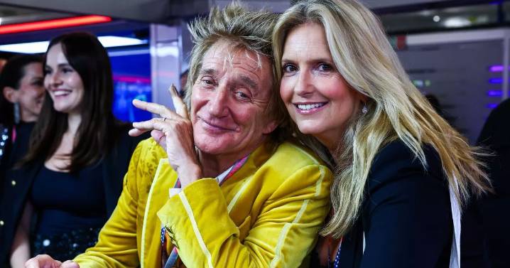 Penny Lancaster in tears after learning what Rod Stewart's friend did
