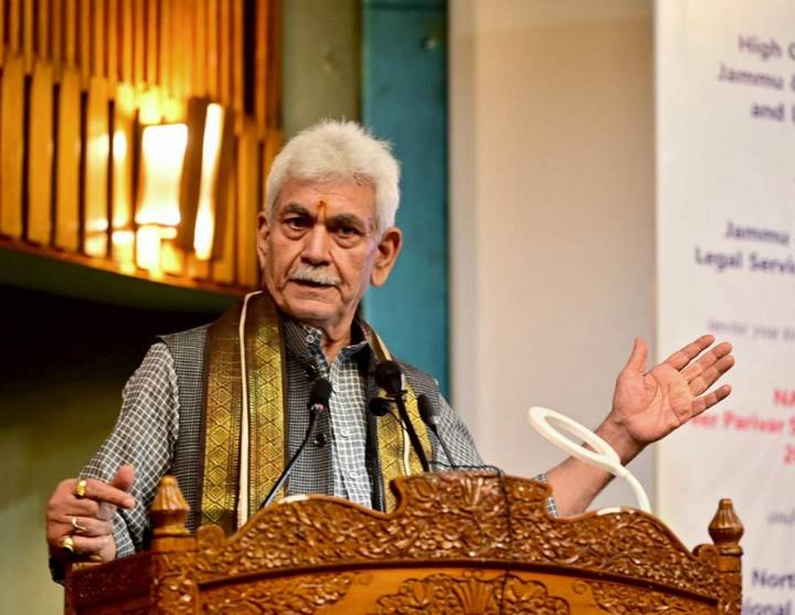 LG Sinha Urges Schools to Build Future