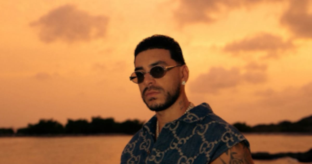 Ryan Castro sorprende a sus fans tras lanzamiento de canción navideña “Mi Fortuna”