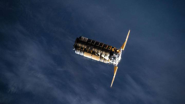 Cygnus XL brings cargo to the ISS for 1st time | Space photo of the day for Dec. 1, 2025