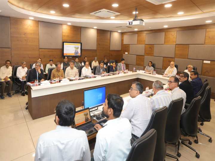 Gujarat: Amit Shah reviews progress of pond interlinking project