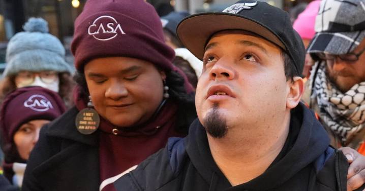 Jueza federal prohíbe a autoridades migratorias de EEUU detener a Kilmar Ábrego García