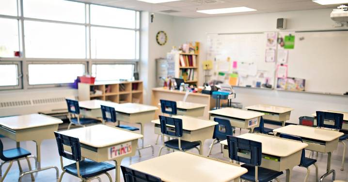 Mineduc alerta inconsistencias en sistema de admisión de estudiantes