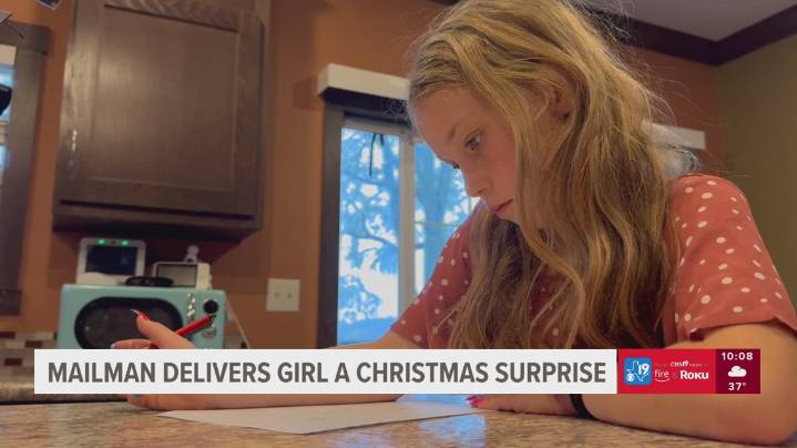 East Texas mailman delivers holiday surprise after finding 9