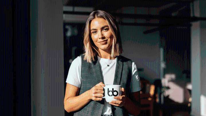 Why Some Startups Choose Alternative PR Models Over Traditional Retainers