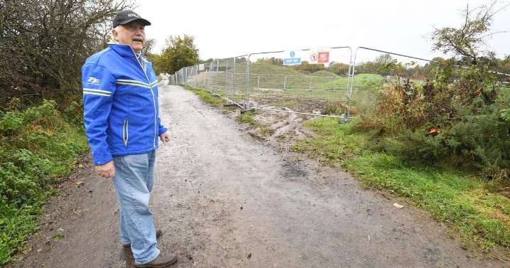 West Lothian man's home and car 'pelted' after he told dog owners 'take it home'