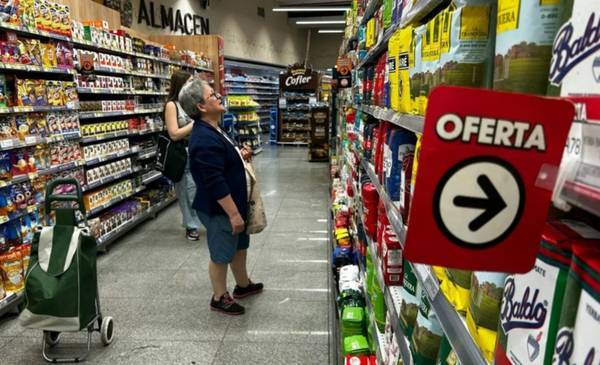 Inflación oficial: los precios subieron 2,5% en noviembre y acumulan 27,9% en lo que va del año