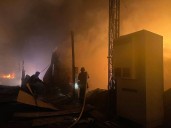 "Funciones de seguridad clave". Advierten que los ataques rusos con drones están dañando la cubierta de Chernóbil