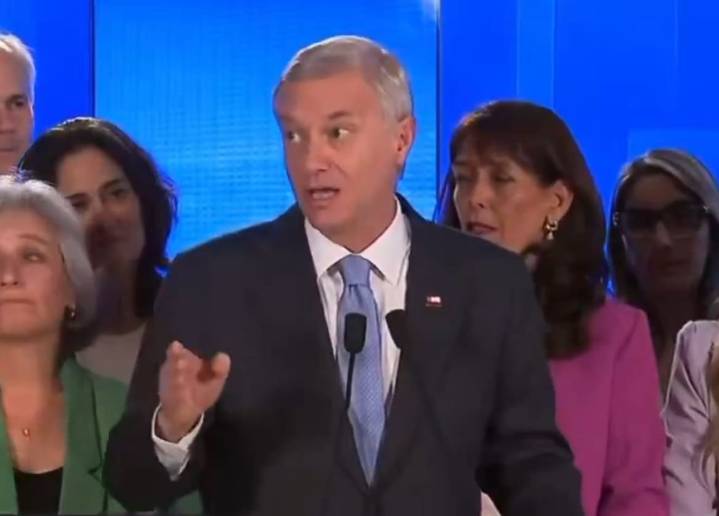 VIDEO. Lo indignó: El durísimo cruce post debate Anatel de José Antonio Kast y Fernando Lasalvia