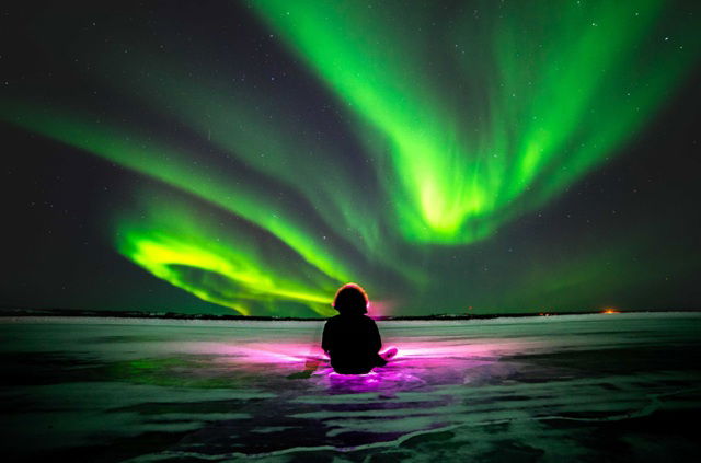 Un regalo invernal del norte: las auroras boreales en los Territorios del Noroeste, Canadá