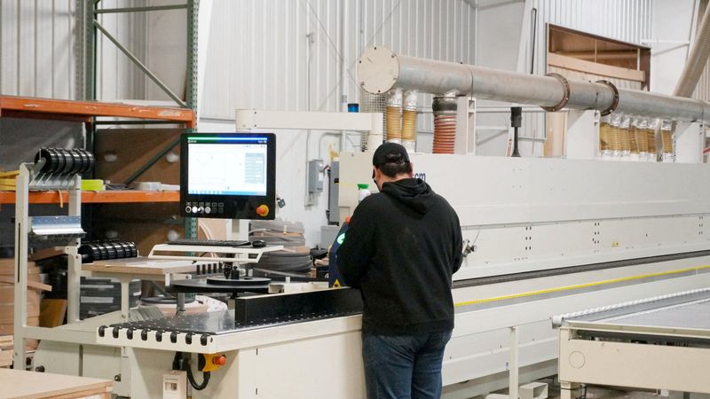 US manufacturing production flat in September