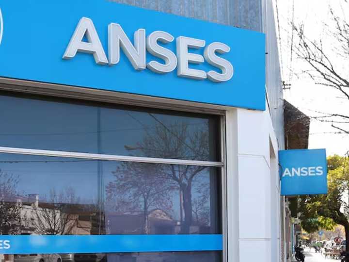 ANSeS del 15 al 19 de diciembre: calendario de pagos, cuánto cobran y quiénes pueden reclamar