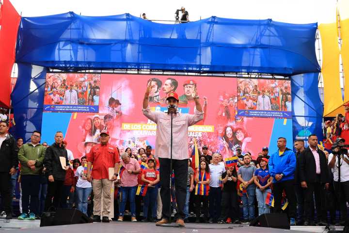 Presidente Maduro denuncia guerra psicológica de EE. UU. contra Venezuela