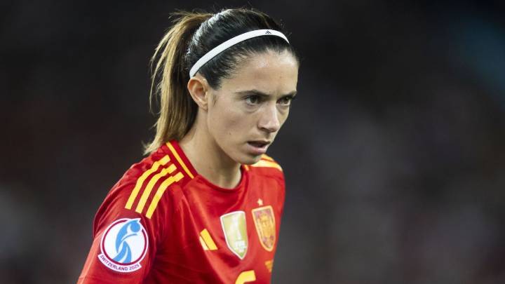 Aitana Bonmatí broken leg has 'hit the squad'