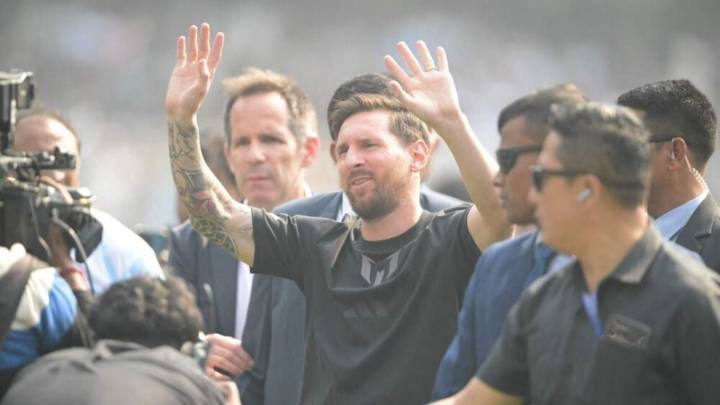 Desató la locura: la multitudinaria recibida a Lionel Messi en su llegada a India
