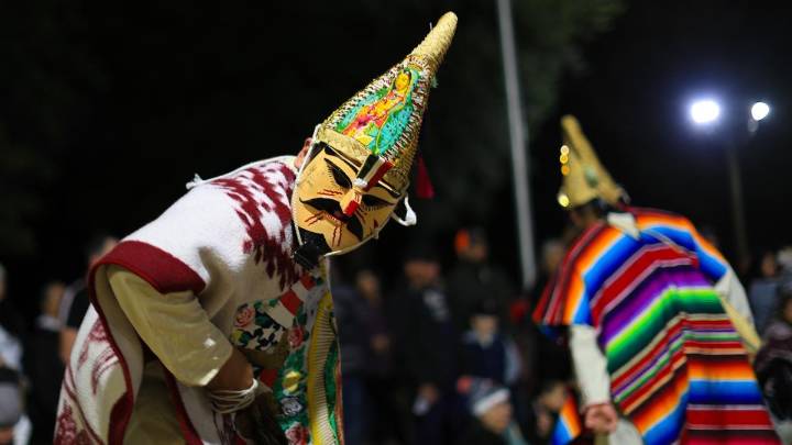 Rituales, fe, belleza, tradición mística y otras imágenes del día