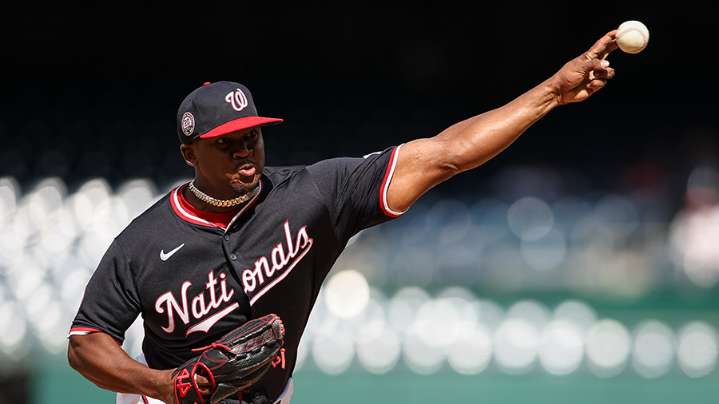 Seattle Mariners trade Harry Ford to Nationals for reliver