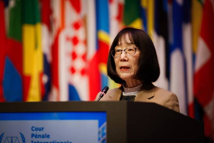 Presidenta de la CPI afirma que no cederá a presiones de EU y Rusia