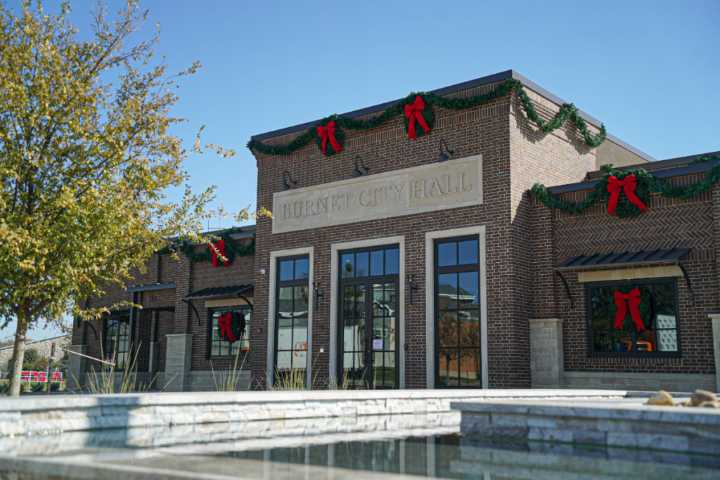 Community grand opening for Burnet’s new city hall