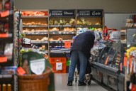 Polish minister pushes Carrefour buyout to build state food giant