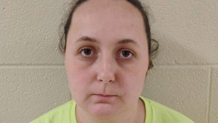 Glasgow woman charged with theft, burglary