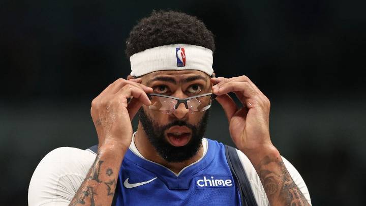 Anthony Davis trade guide: Risks, Mavs' timeline, five proposals