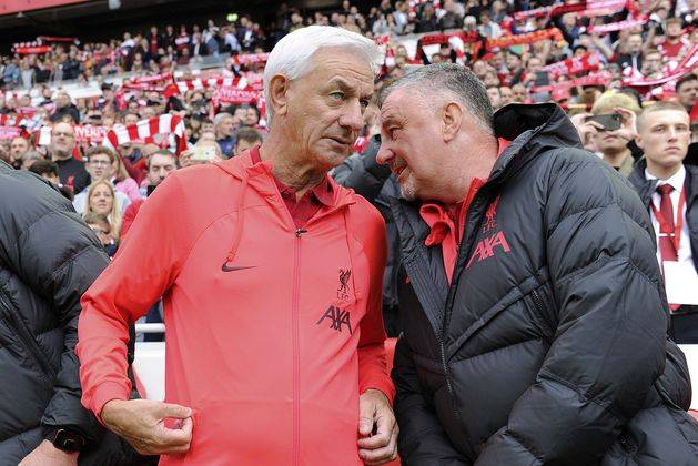 Liverpool legend Ian Rush spends 48 hours in intensive care with ‘superflu’