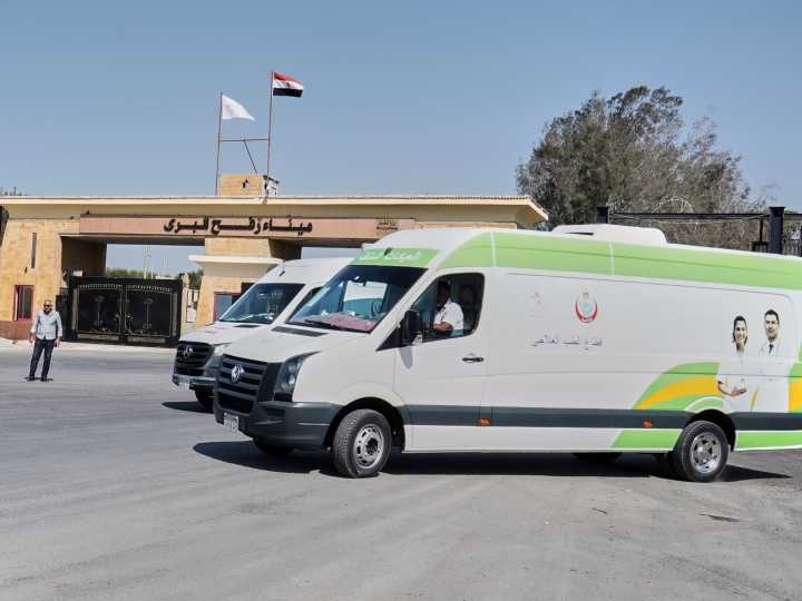 Israel accused of ‘manoeuvring’ as it says Gaza crossing open one way only