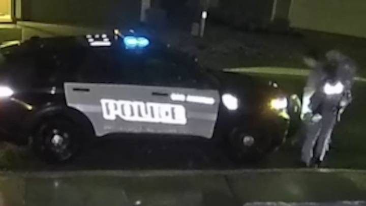 Southeast Side residents catch attempted break-in on camera, want greater police presence