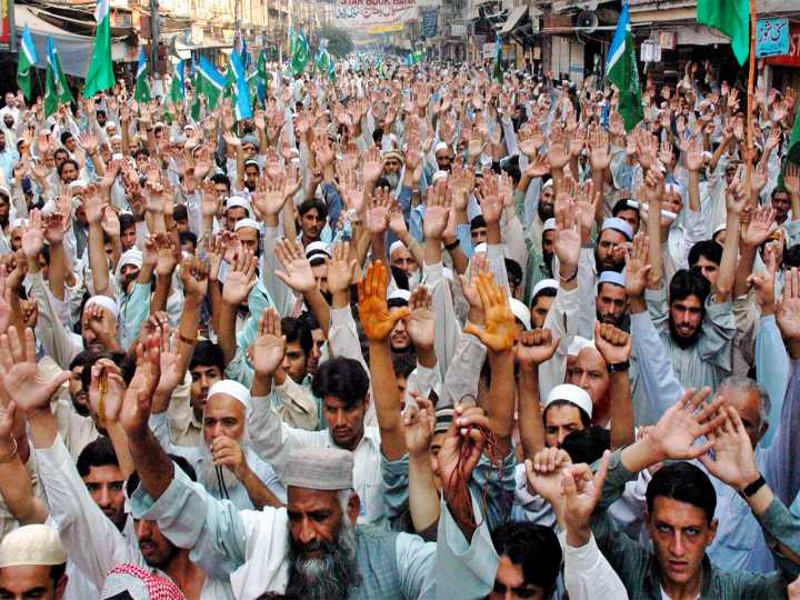 Pakistan’s population crisis deepens as experts warn of national