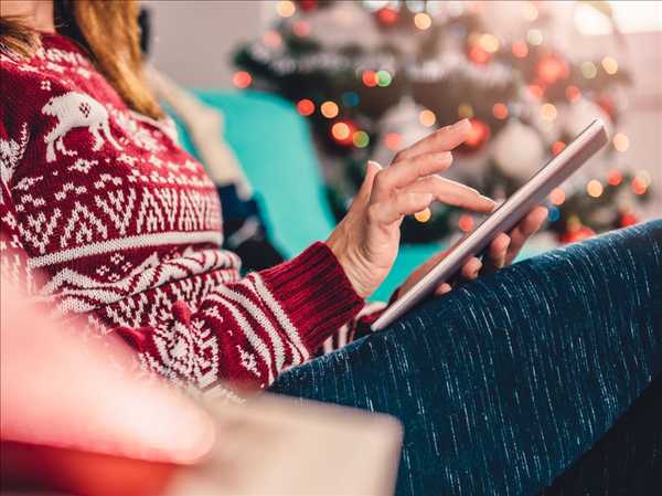 As holiday scams surge in Toledo, FBI warn shoppers to slow down, verify, use credit