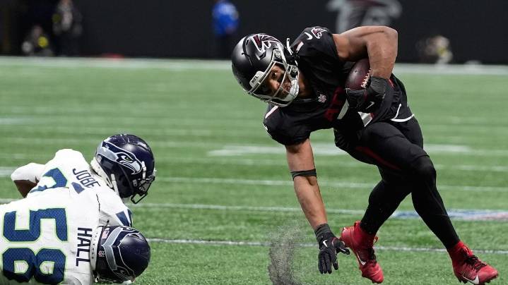 Falcons look to play spoiler against the reeling Buccaneers on Thursday night