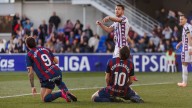 La S.D. Huesca encaja un duro 1-4 en El Alcoraz ante un Valladolid letal desde el inicio