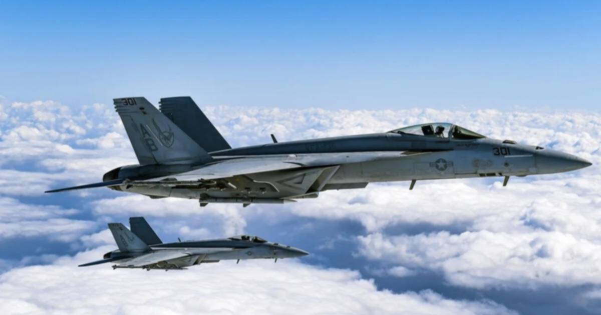 Dos aviones de combate F-18 de Estados Unidos ingresaron al espacio aéreo venezolano